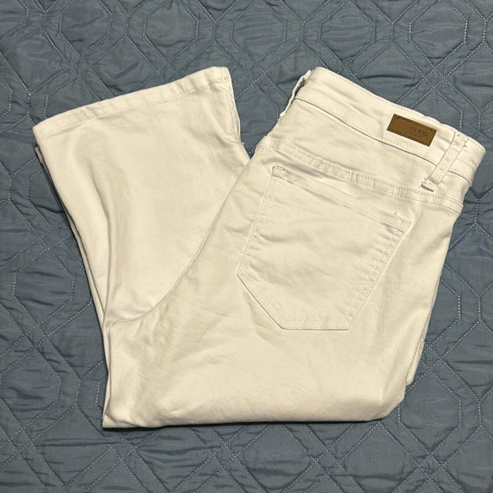 Bleu - White Women's Capri Jeans